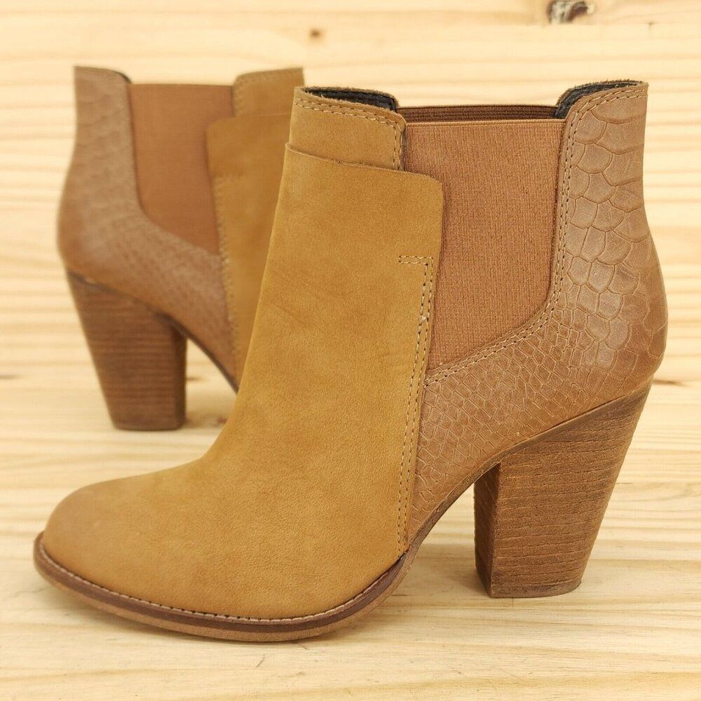 Aldo Womens Boots Sz 7.5 Brown Leather Stacked Heel Chelsea Booties Western Boho